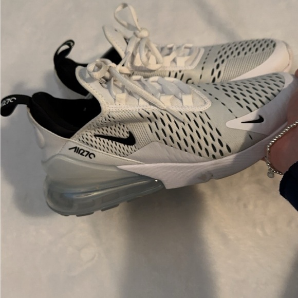 NIKE AIR MAX 270 Women's size 8 - Picture 4 of 5